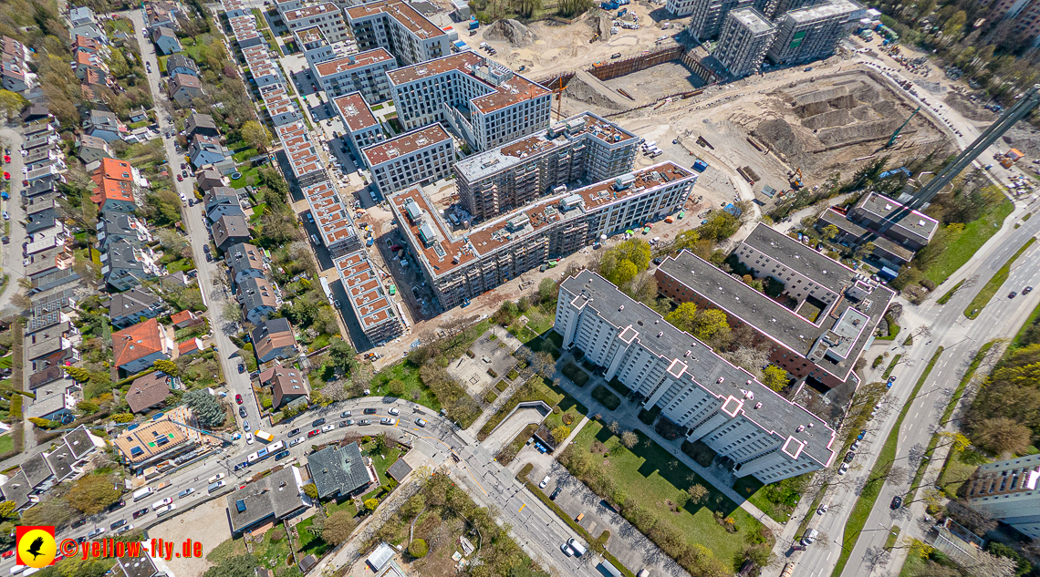 21.04.2023 - Luftbilder von der Baustelle Niederalmstraße 16 in Neuperlach